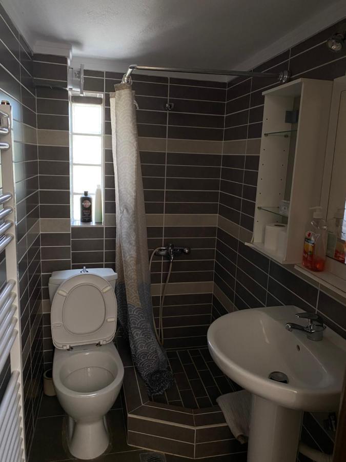 Vasilia Apartment Nea Iraklia Exterior photo